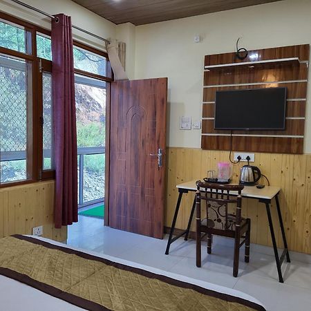 Vintage Woods Inn Shimla Buitenkant foto