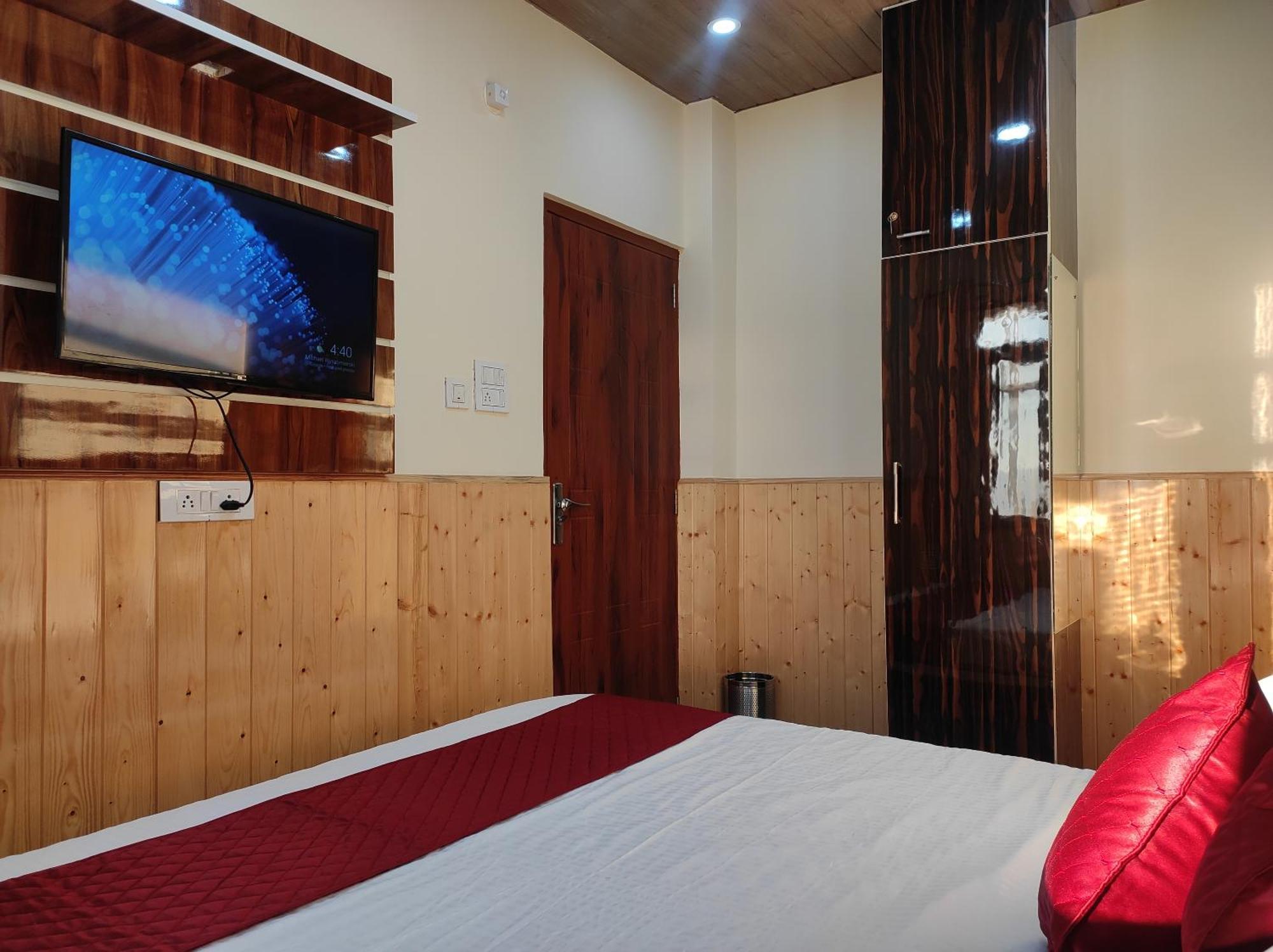 Vintage Woods Inn Shimla Buitenkant foto