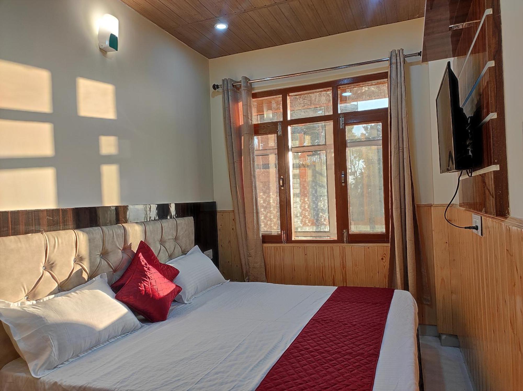 Vintage Woods Inn Shimla Buitenkant foto