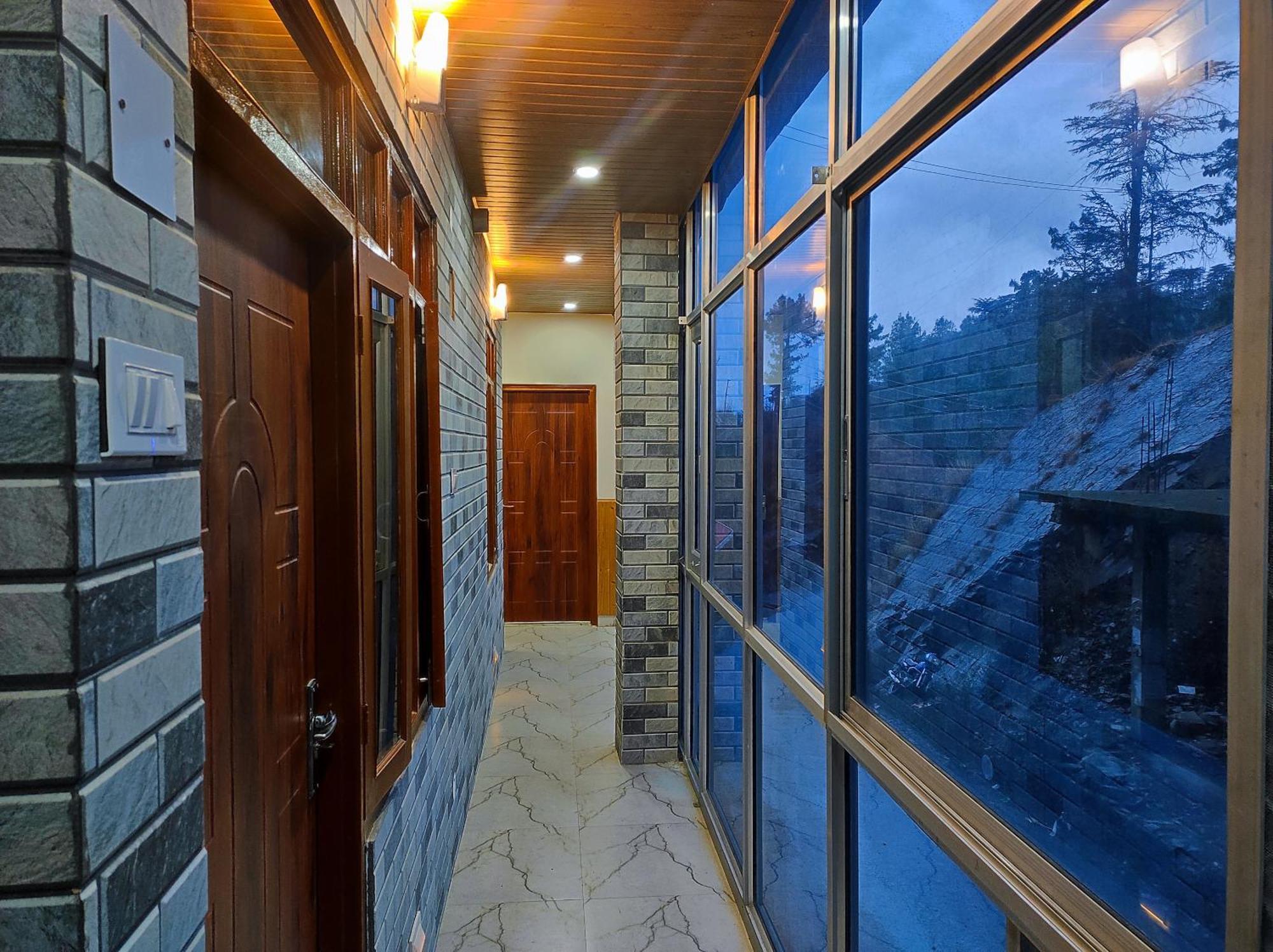 Vintage Woods Inn Shimla Buitenkant foto